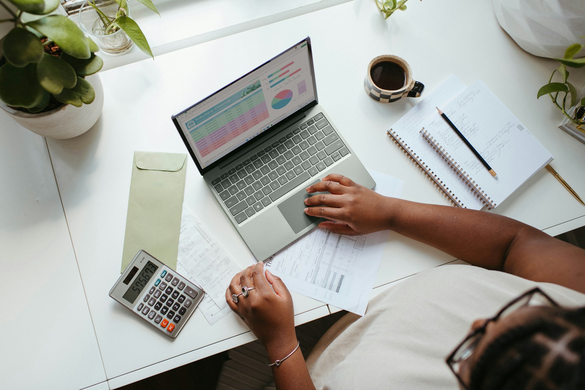 How to Save Money in College: A Student’s Survival Guide
