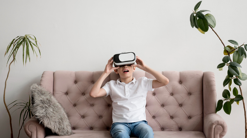 15 Inspiring Virtual Reality Applications in Real Life