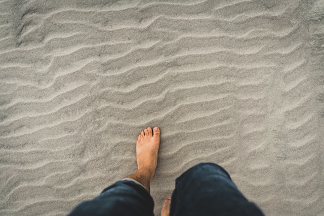 grounding on sand