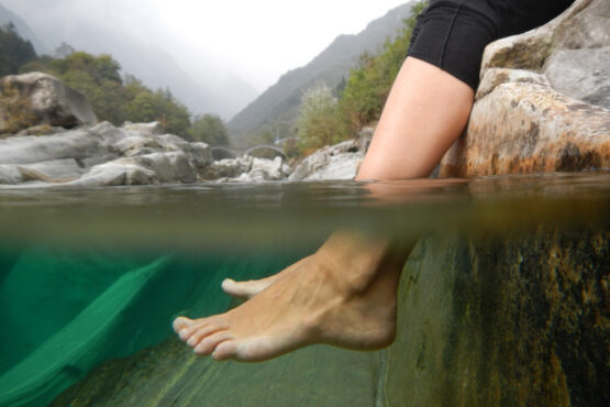 grounding techniques using cold water