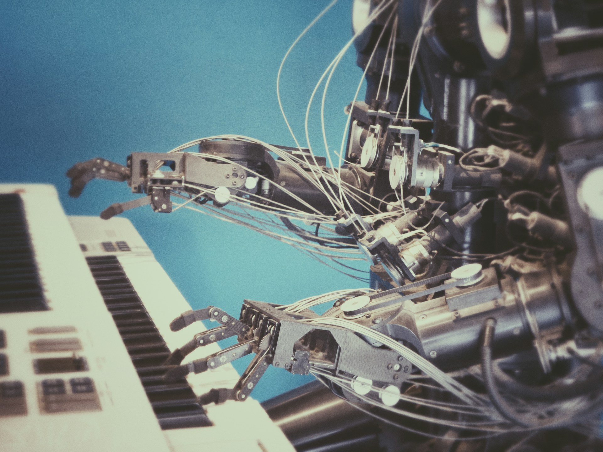 Suno AI Alternative Apps for Music Generation in 2025